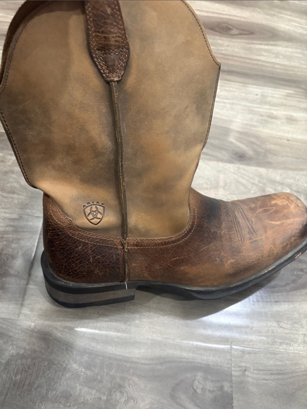 Ariat Two-Tone Distressed Brown Leather Western Boots for Men